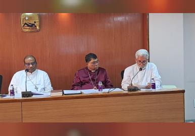 നാഷണൽ ഫെഡറേഷൻ ഓഫ് ചർച്ചസ് ഇൻ ഇന്ത്യ സ്ഥാപിതമായി.  