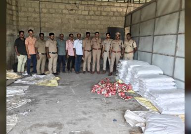 എക്സൈസ് റെയ്ഡിൽ  ഒരുകോടി 30 ലക്ഷം രൂപയുടെ ഹാൻസ് പിടികൂടിയ കേസ് 